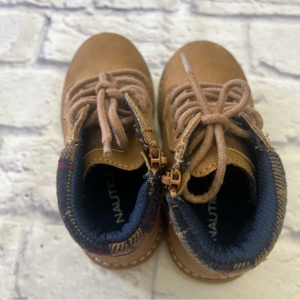 Nautica Brown Ankle Boots Casual Work Style. SIZE‎ 11